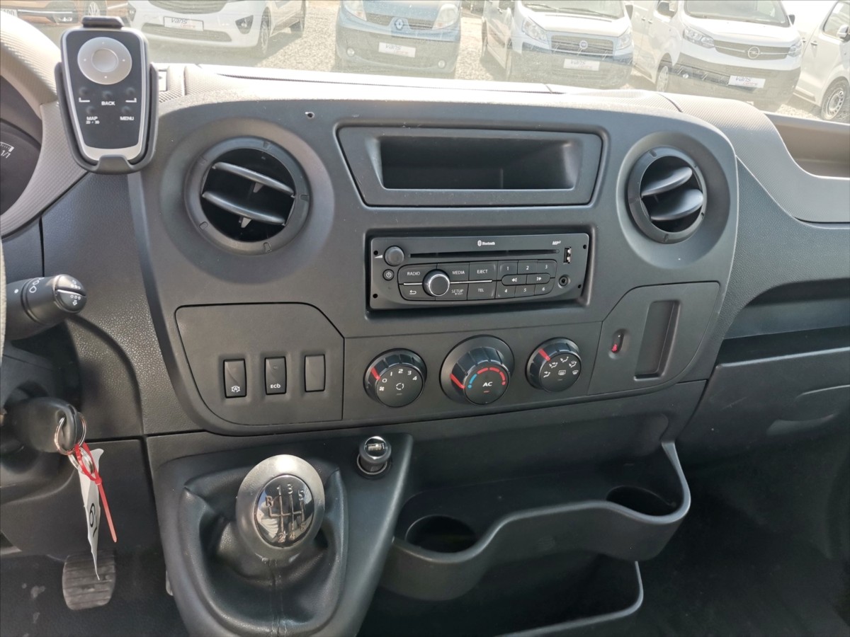 Opel Movano 2.3CDTI/100kw L1H1/navi/tažné 9