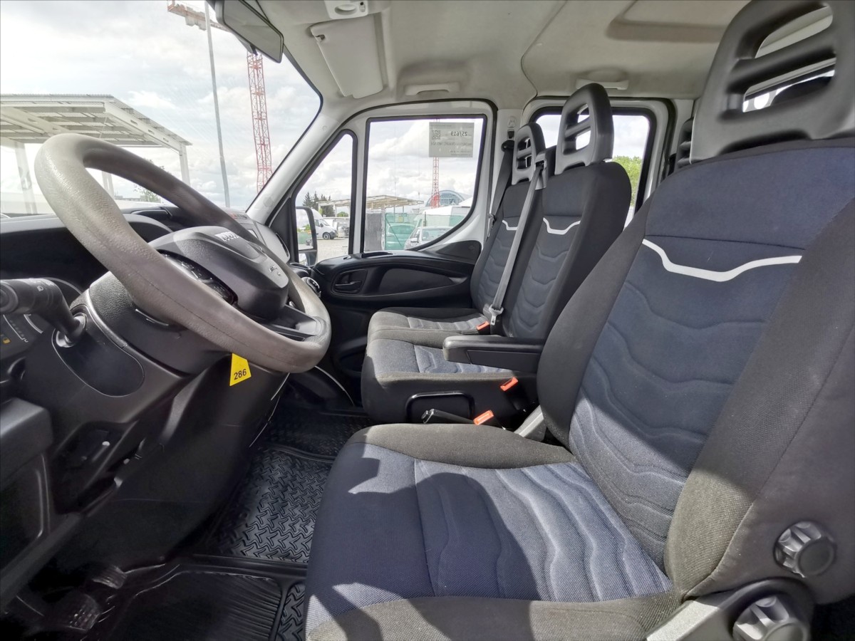 Iveco Daily 35S14 3str.sklápěč/7míst/tažné 6
