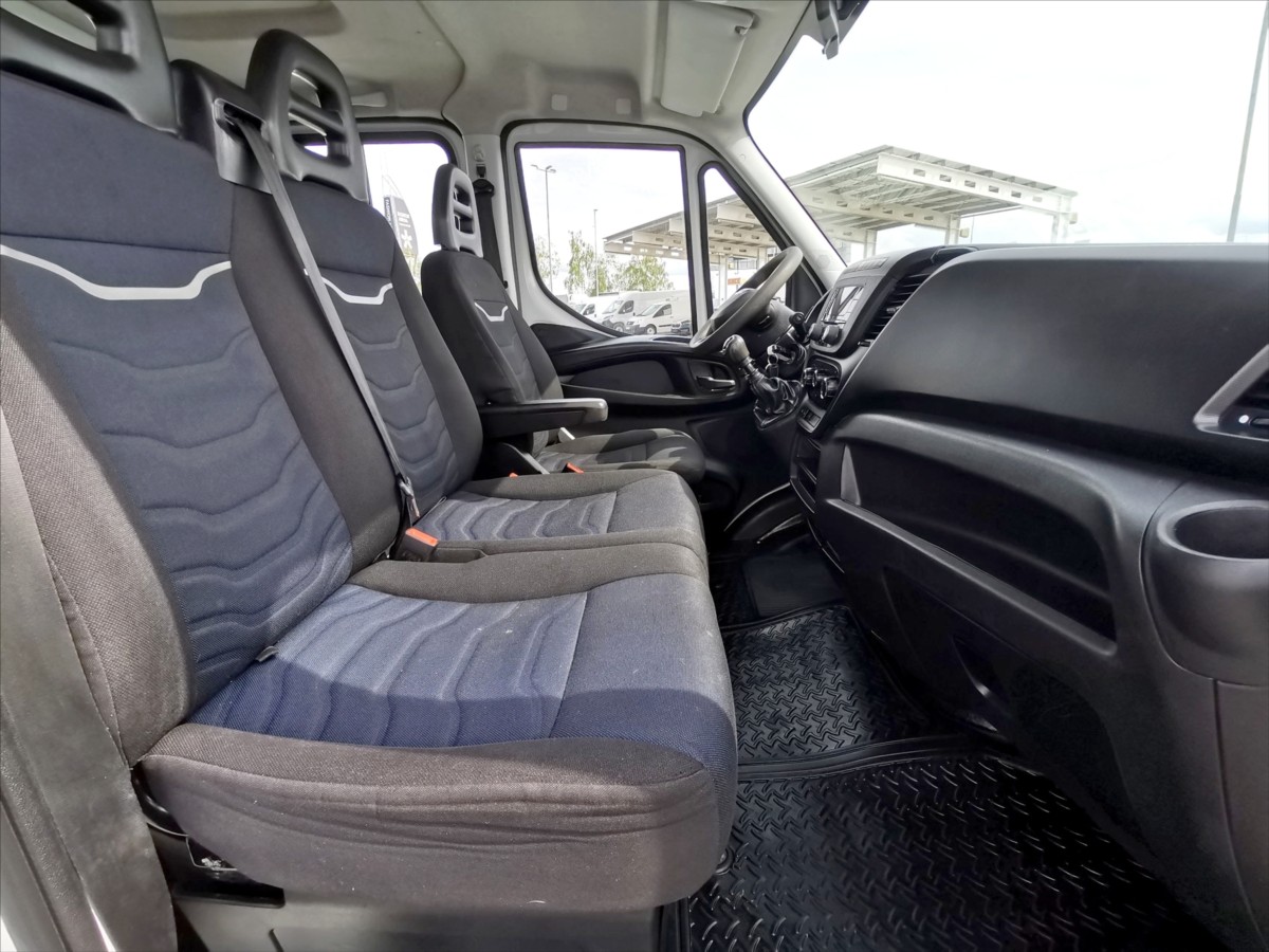 Iveco Daily 35S14 3str.sklápěč/7míst/tažné 8