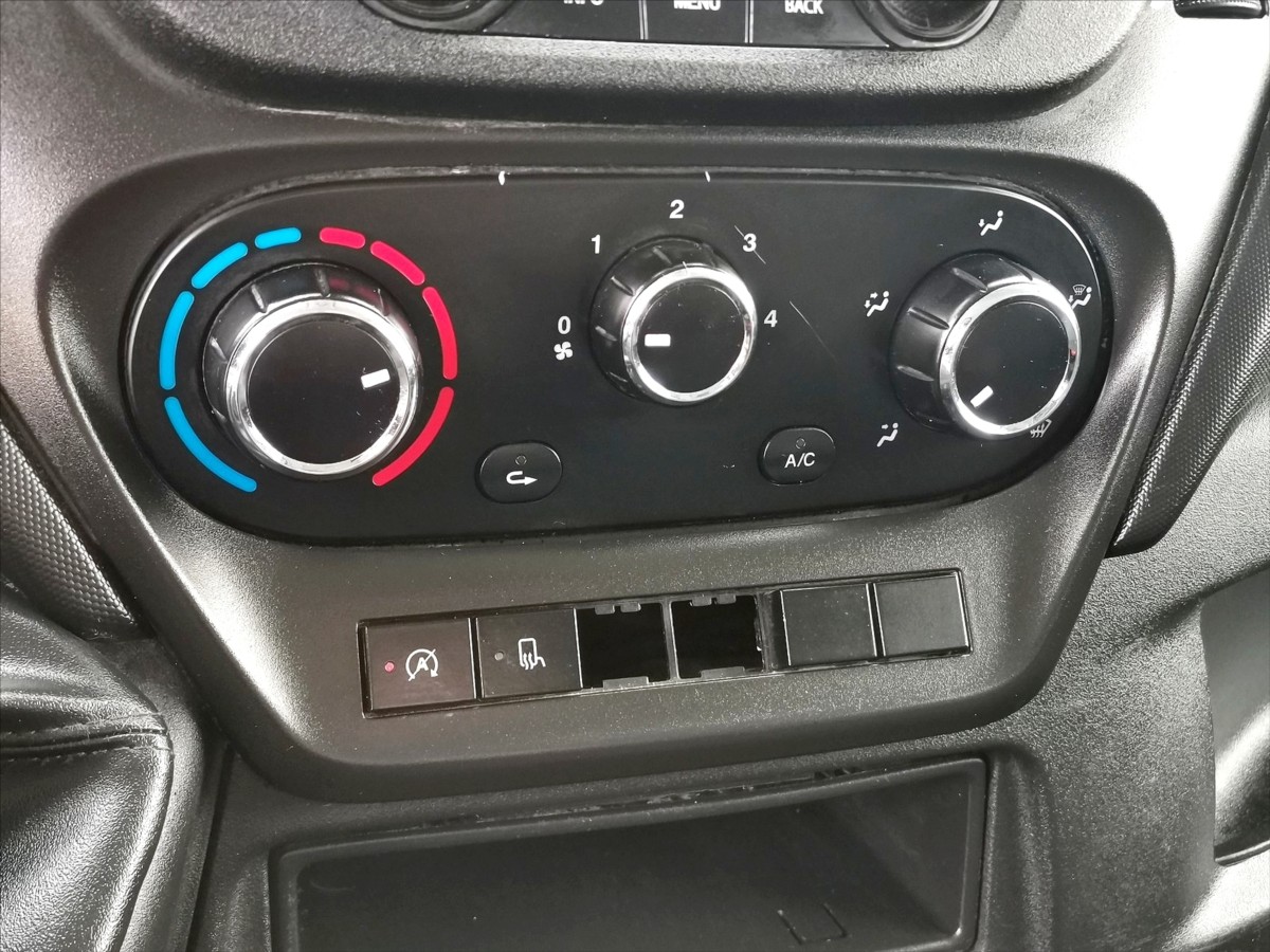 Iveco Daily 35S14 3str.sklápěč/7míst/tažné 11
