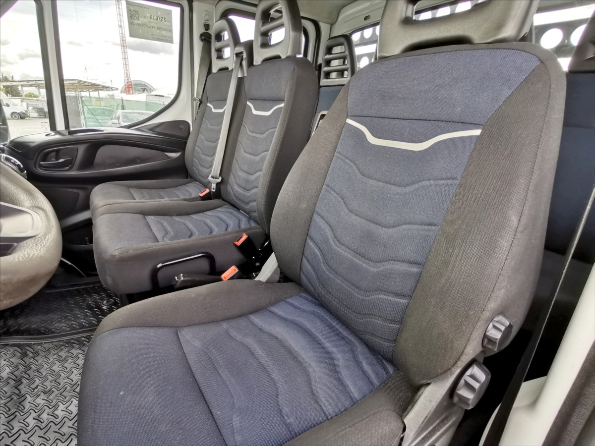 Iveco Daily 35S14 3str.sklápěč/7míst/tažné 15