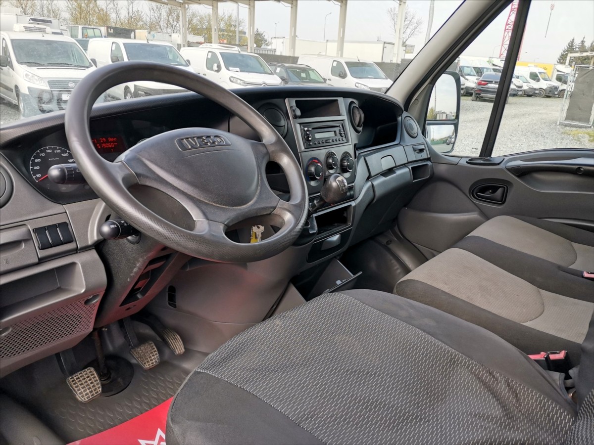 Iveco Daily 35C13 mrazí/chladí/6pal/220V 6