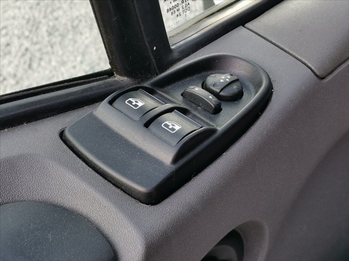 Iveco Daily 35C13 mrazí/chladí/6pal/220V 13