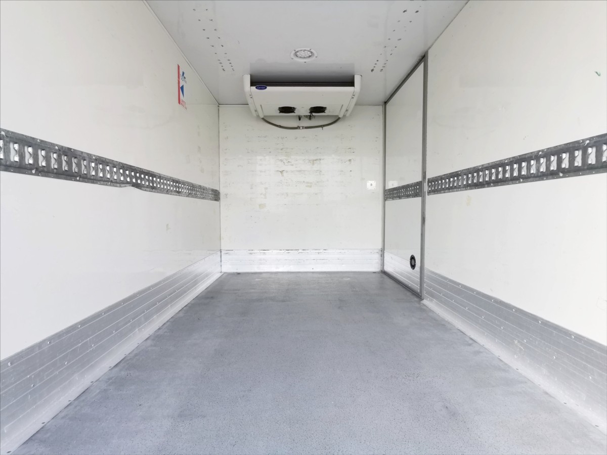 Iveco Daily 35C13 mrazí/chladí/6pal/220V 17