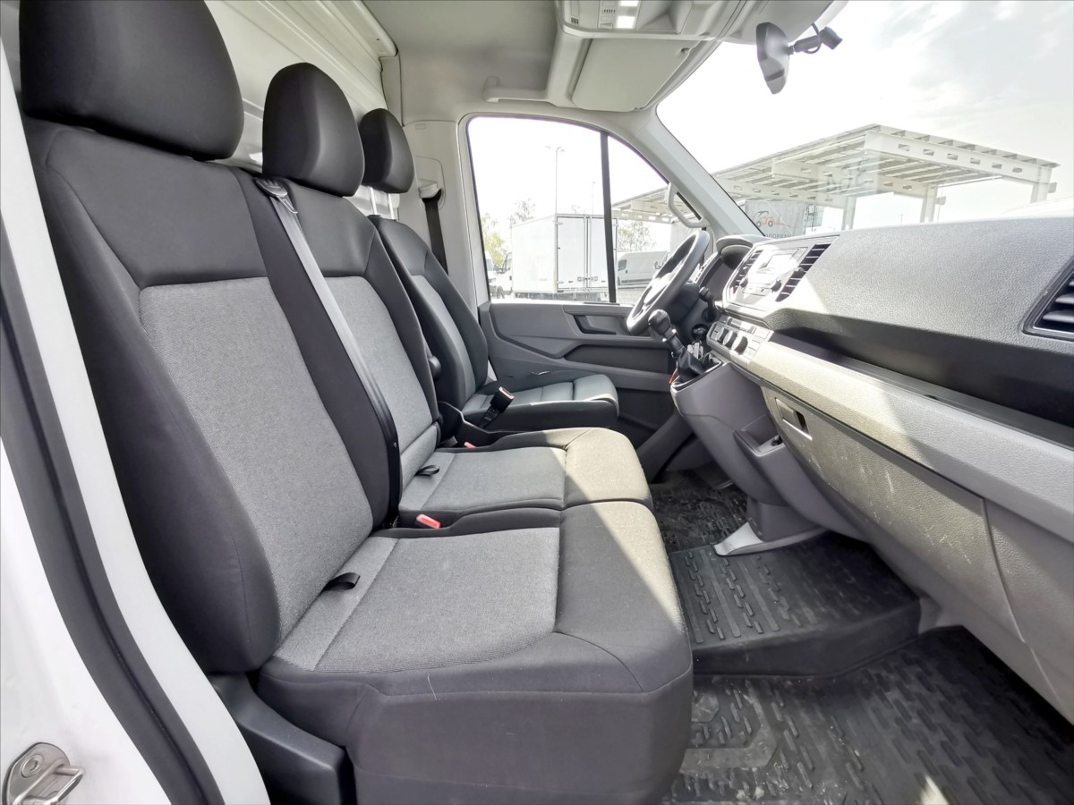Volkswagen Crafter 2.0TDI shrnovací 8pal/klima 7