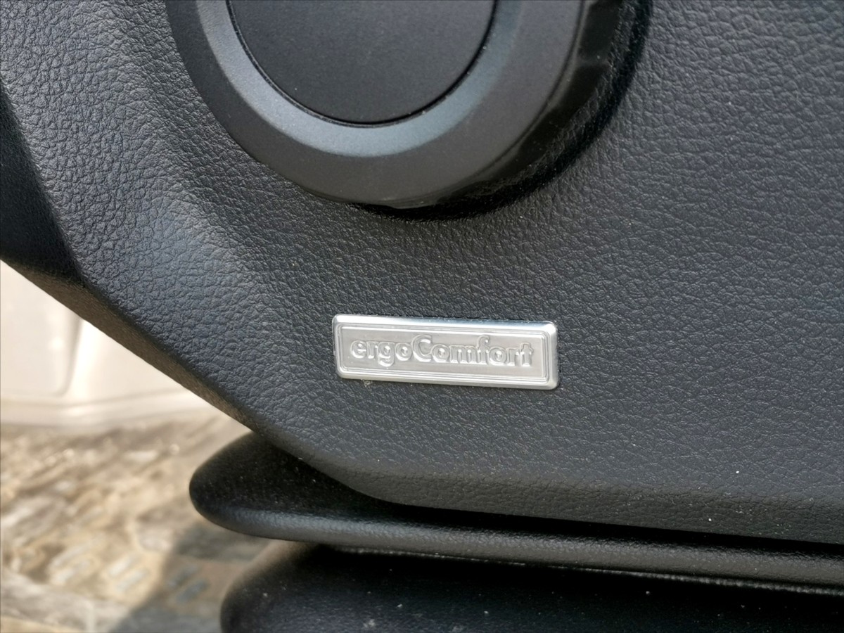 Volkswagen Crafter 2.0TDI shrnovací 8pal/klima 16