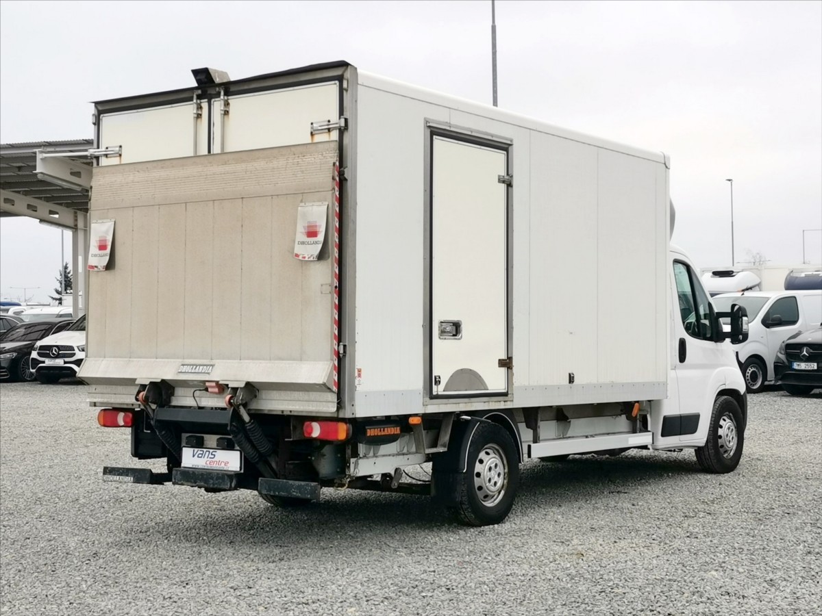 Peugeot Boxer 2.0HDI skříň/chladí/8pal/čelo 3