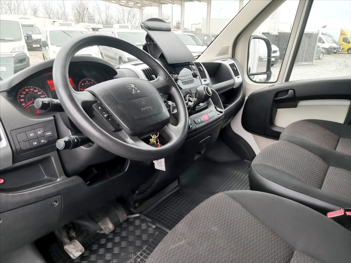 Peugeot Boxer 2.0HDI skříň/chladí/8pal/čelo 6