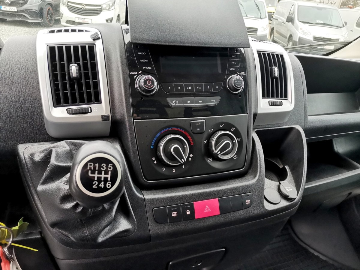 Peugeot Boxer 2.0HDI skříň/chladí/8pal/čelo 9