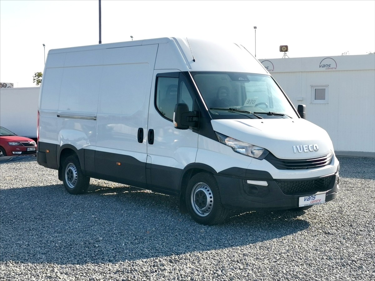 Iveco Daily 35S16 střední/ klima/ ČR 2