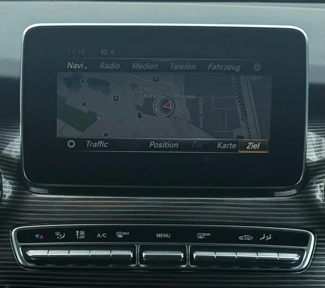 Mercedes-Benz V 300 d LANG 4MATIC NAVI LEDER KAMERA TISCHPAKET 19