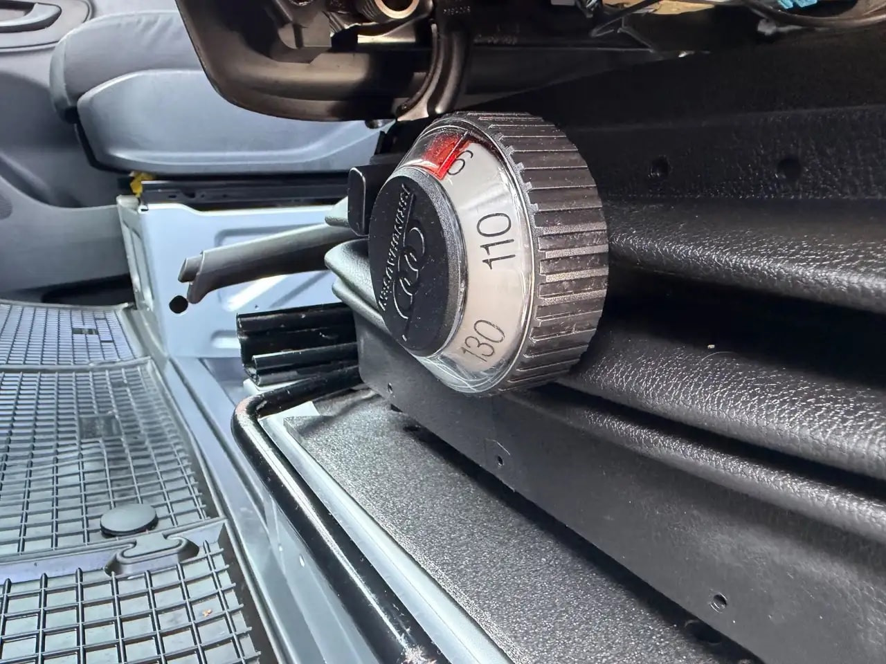 Mercedes-Benz Sprinter 314 AUTOMATIK NAVI TOTWINKEL KAMERA LED 14