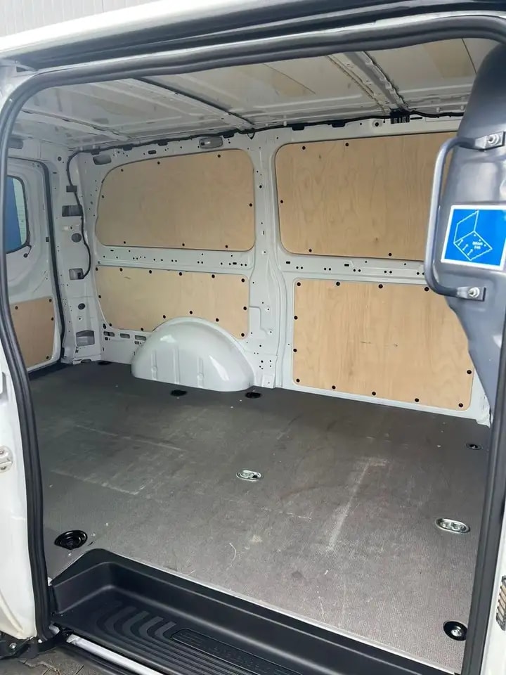 Mercedes-Benz Vito 114 LANG 9G 4x4 KLIMA NAVI TEMPOMAT KAMERA 10