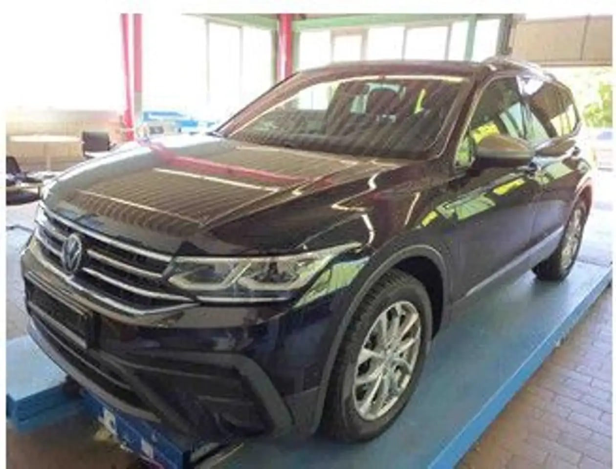Volkswagen Tiguan Allspace Life Alcantara*7Sitz*Pano*HUD*AC