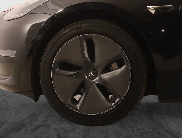 Tesla Model 3 Std Range Plus 52kWh 2019 17