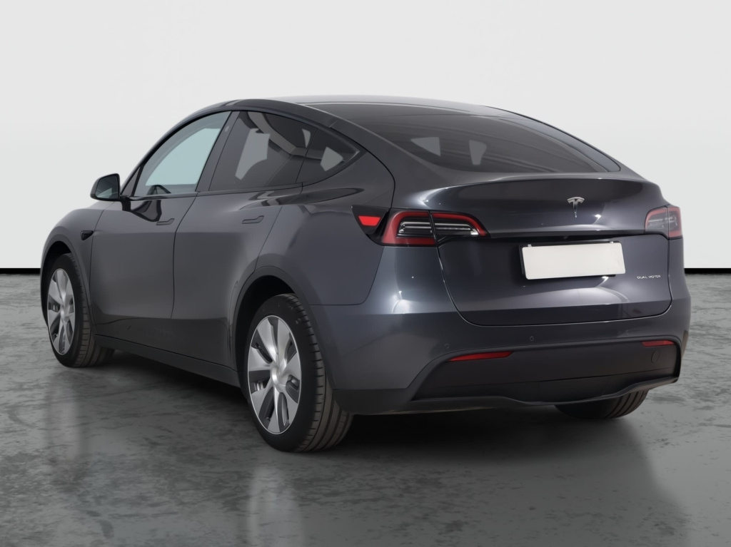 Tesla Model Y 4x4 2022 5