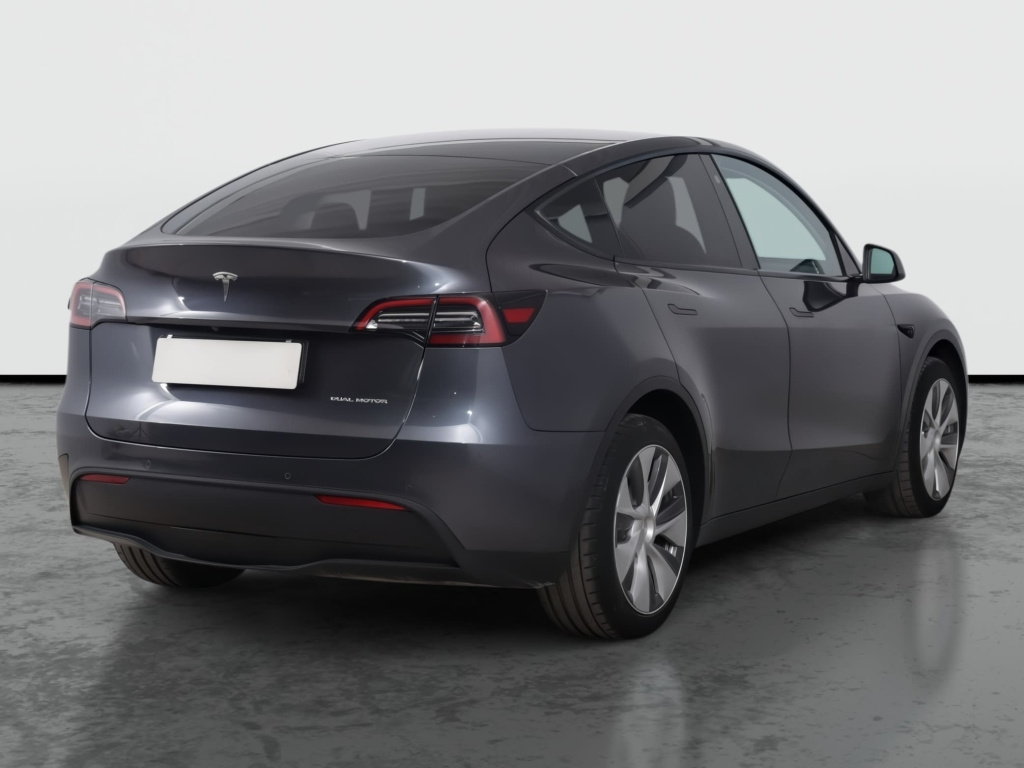 Tesla Model Y 4x4 2022 7