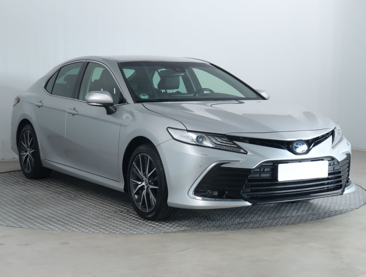 Toyota Camry 2.5 Hybrid 2022