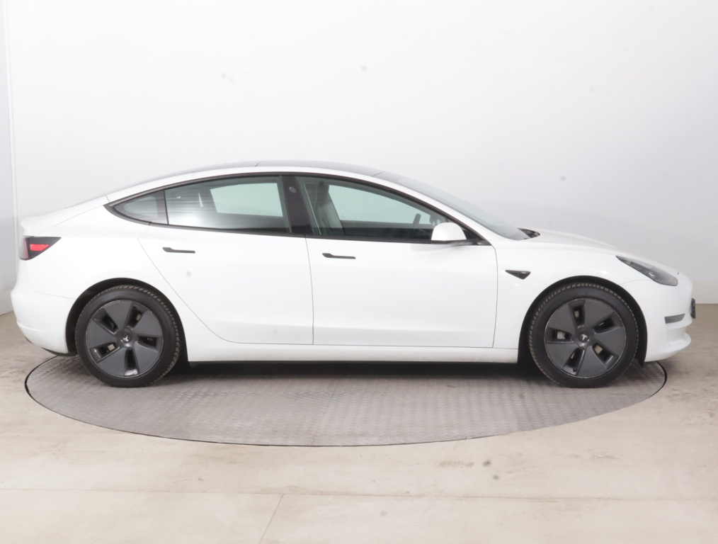 Tesla Model 3 4x4 2021 8