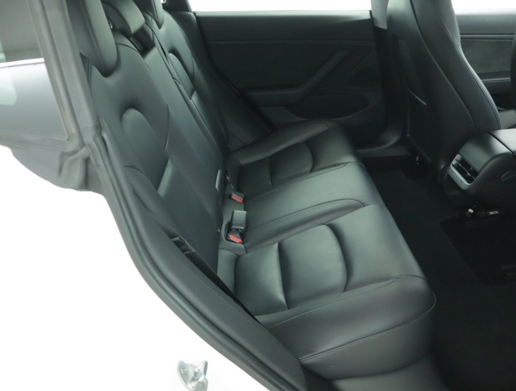 Tesla Model 3 4x4 2021 11