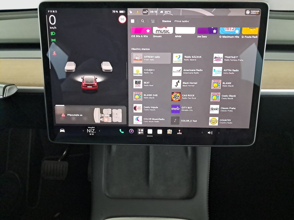 Tesla Model Y 4x4 2022 15