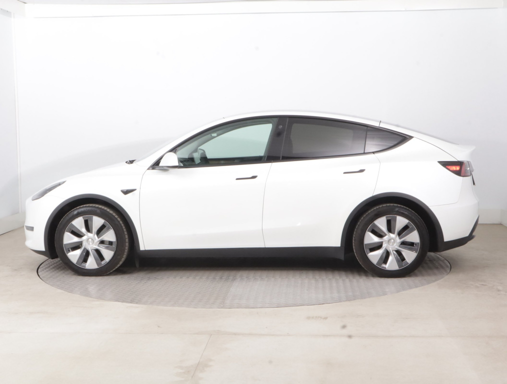 Tesla Model Y 4x4 2023 4