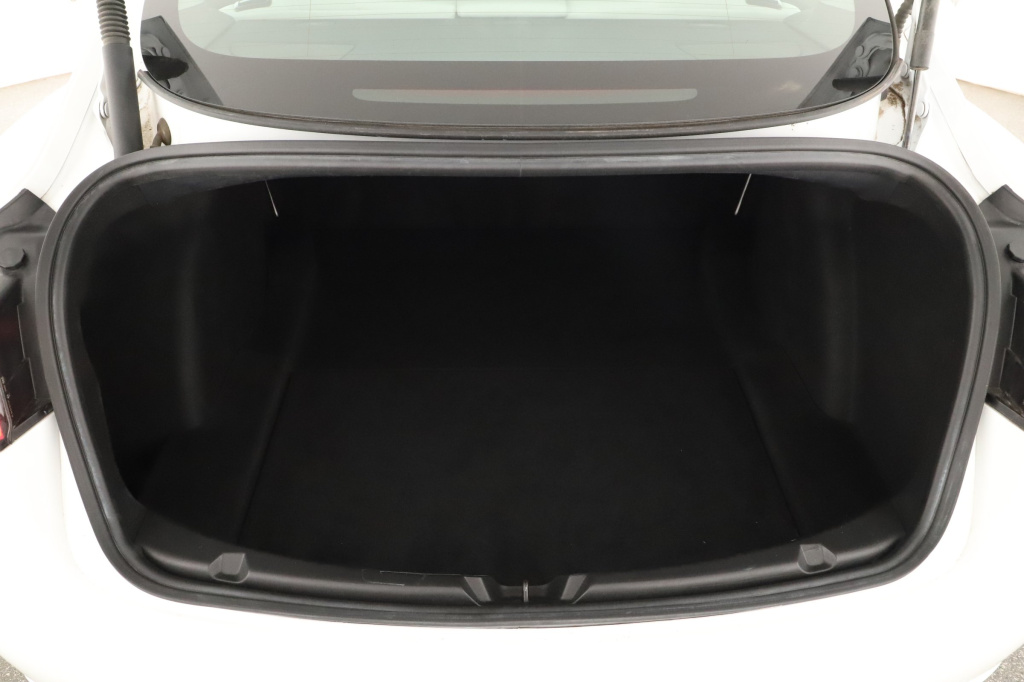 Tesla Model 3 4x4 2021 17
