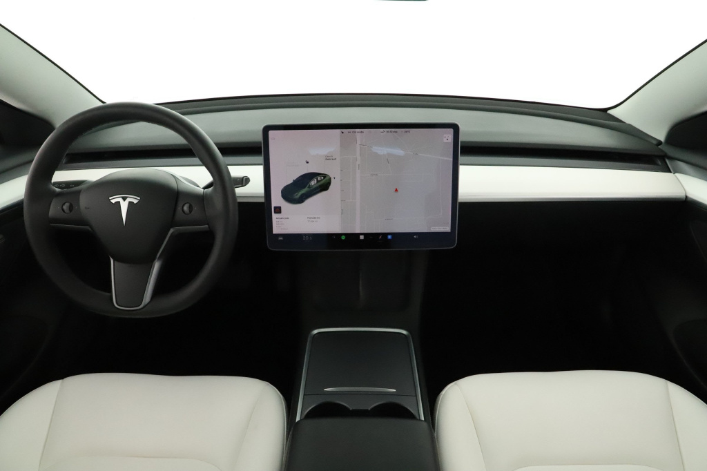 Tesla Model 3 4x4 2021 9