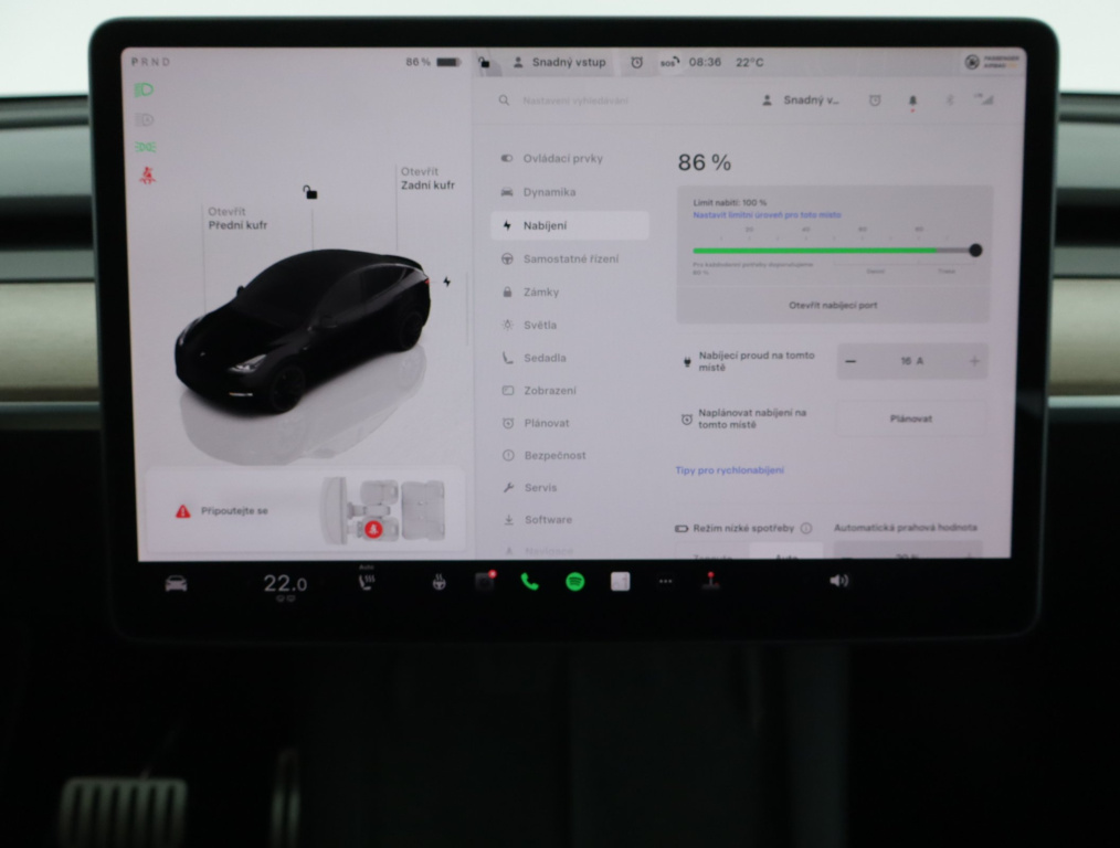 Tesla Model Y 4x4 2023 14