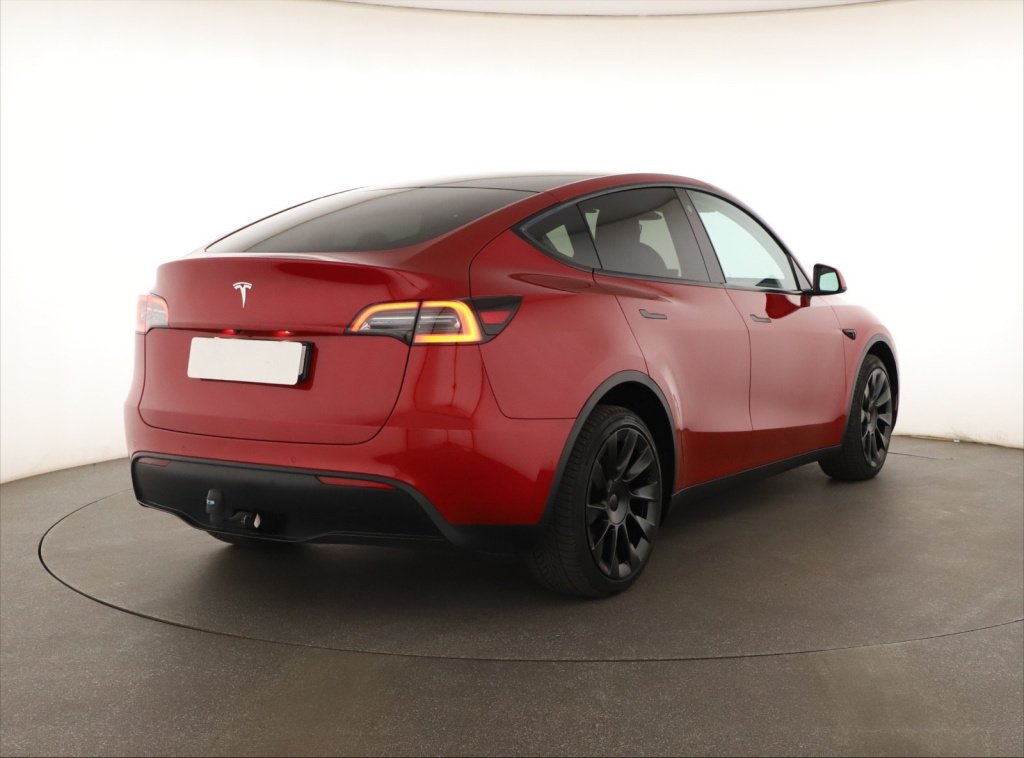 Tesla Model Y 4x4 2022 7