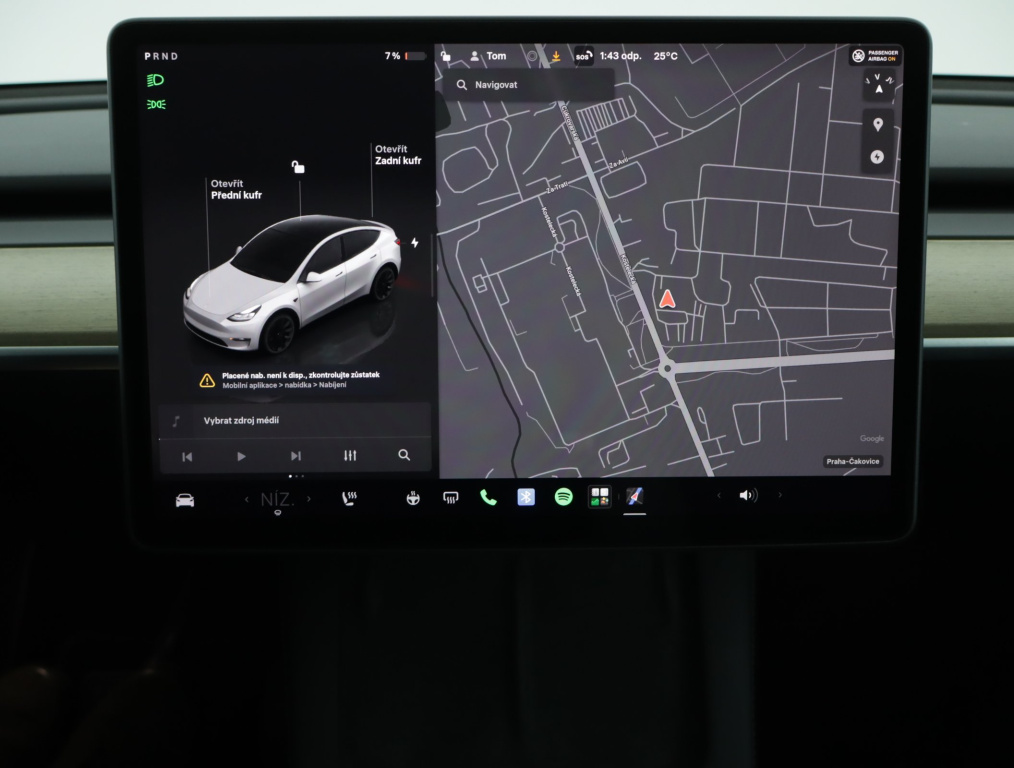 Tesla Model Y 2022 15