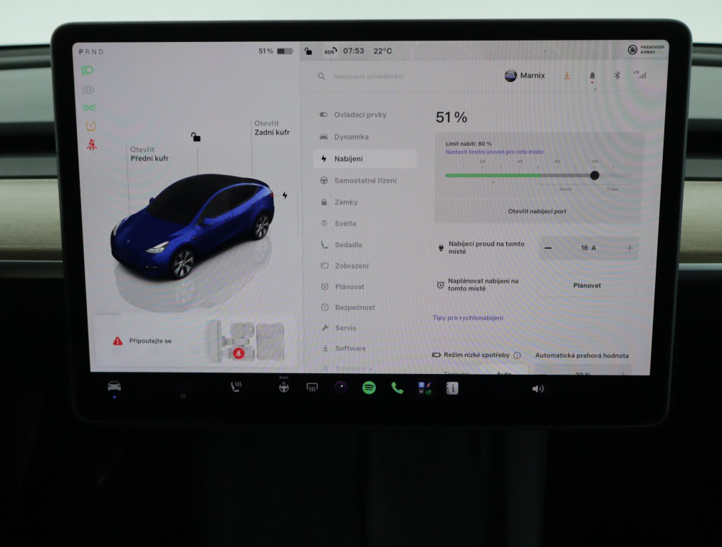 Tesla Model Y 4x4 2023 14