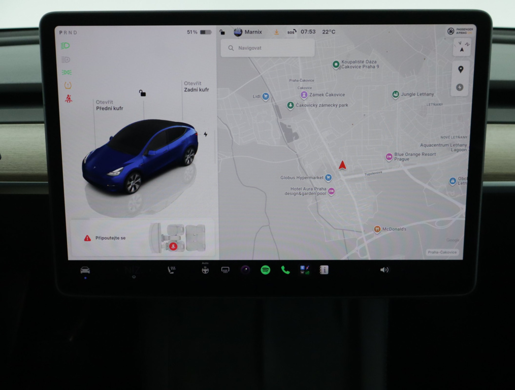 Tesla Model Y 4x4 2023 15
