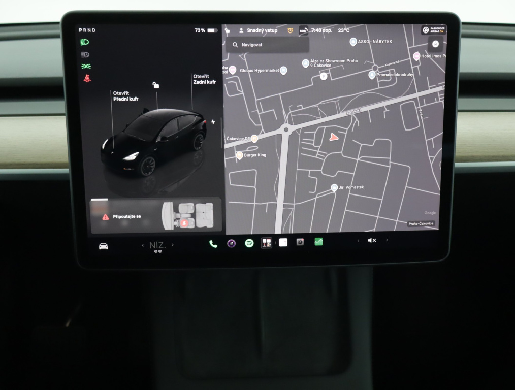 Tesla Model Y 4x4 2023 15