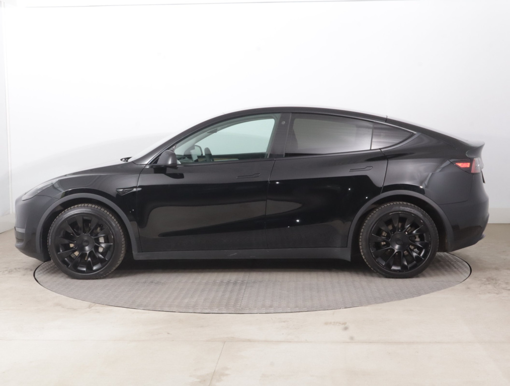 Tesla Model Y 4x4 2023 4