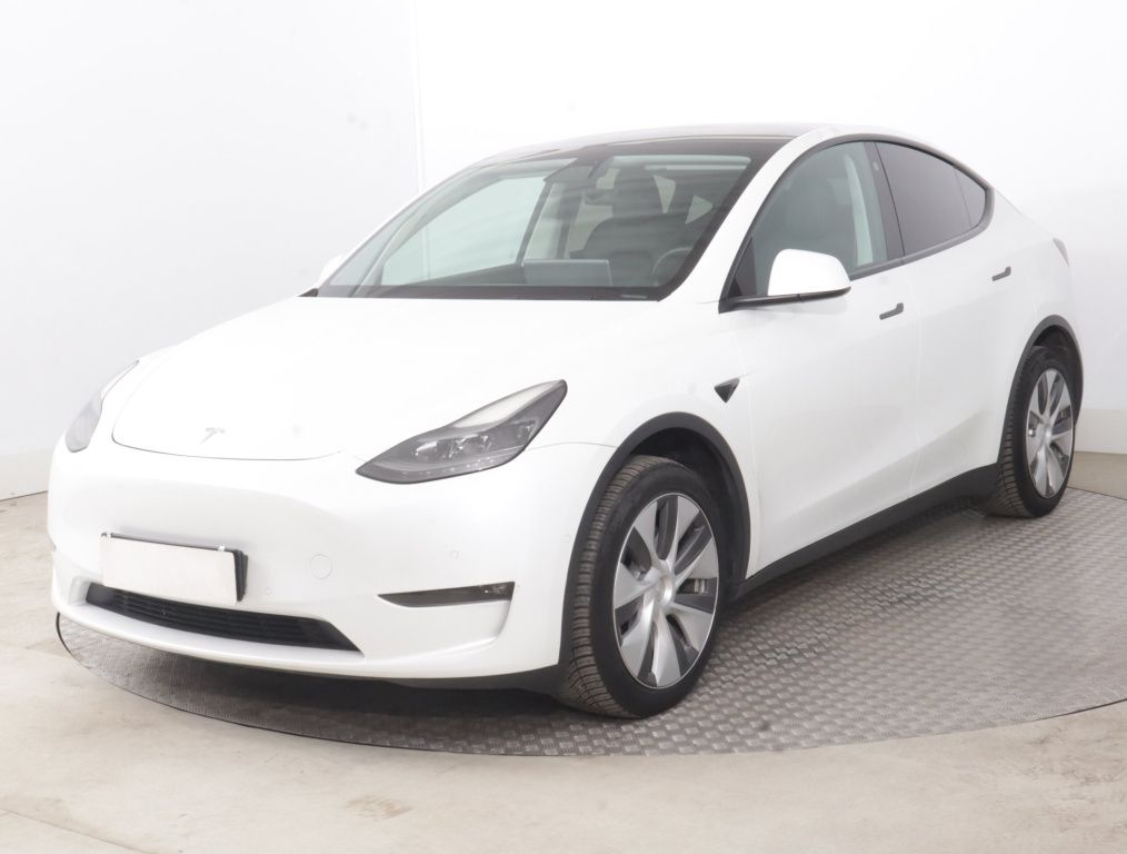 Tesla Model Y 4x4 2022 3