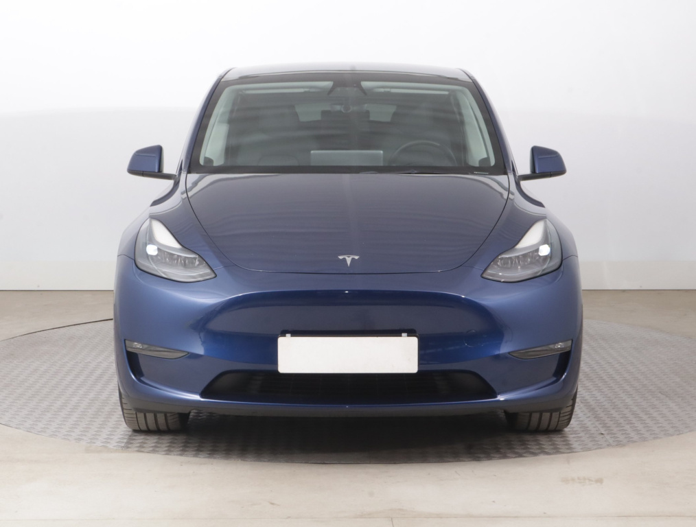 Tesla Model Y 4x4 2023 2