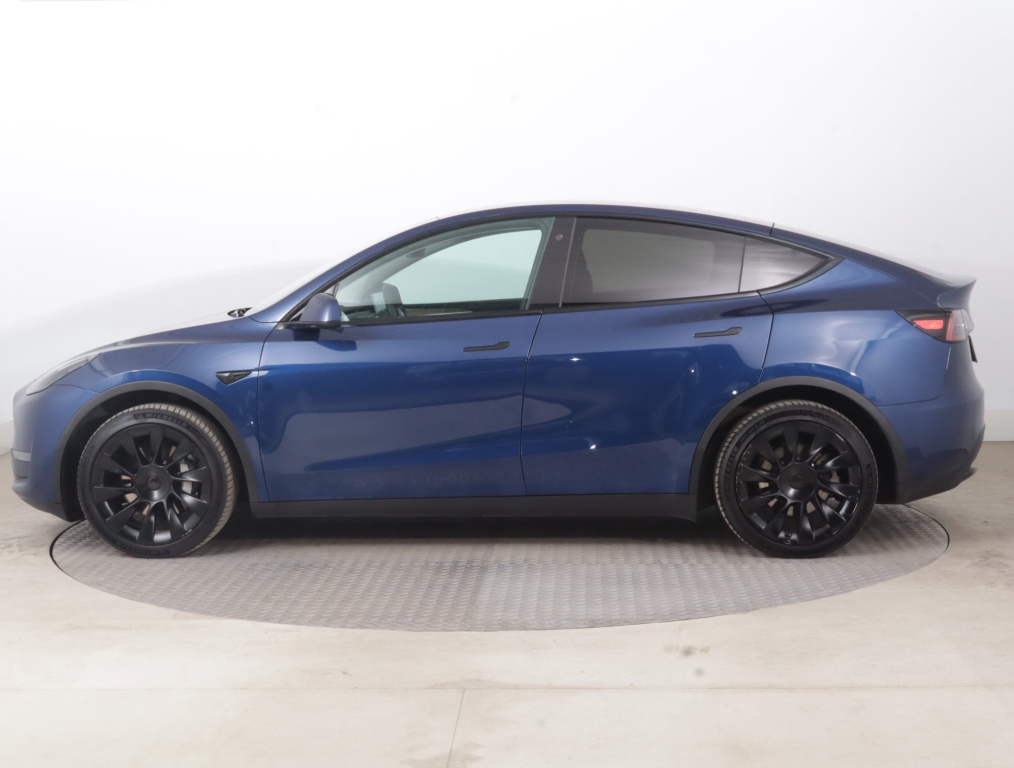 Tesla Model Y 4x4 2023 4