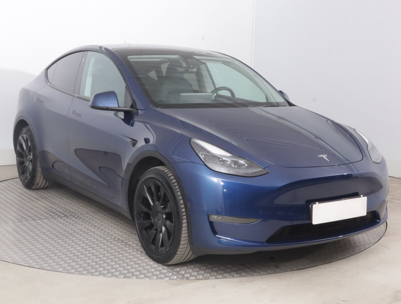 Tesla Model Y 4x4 2023