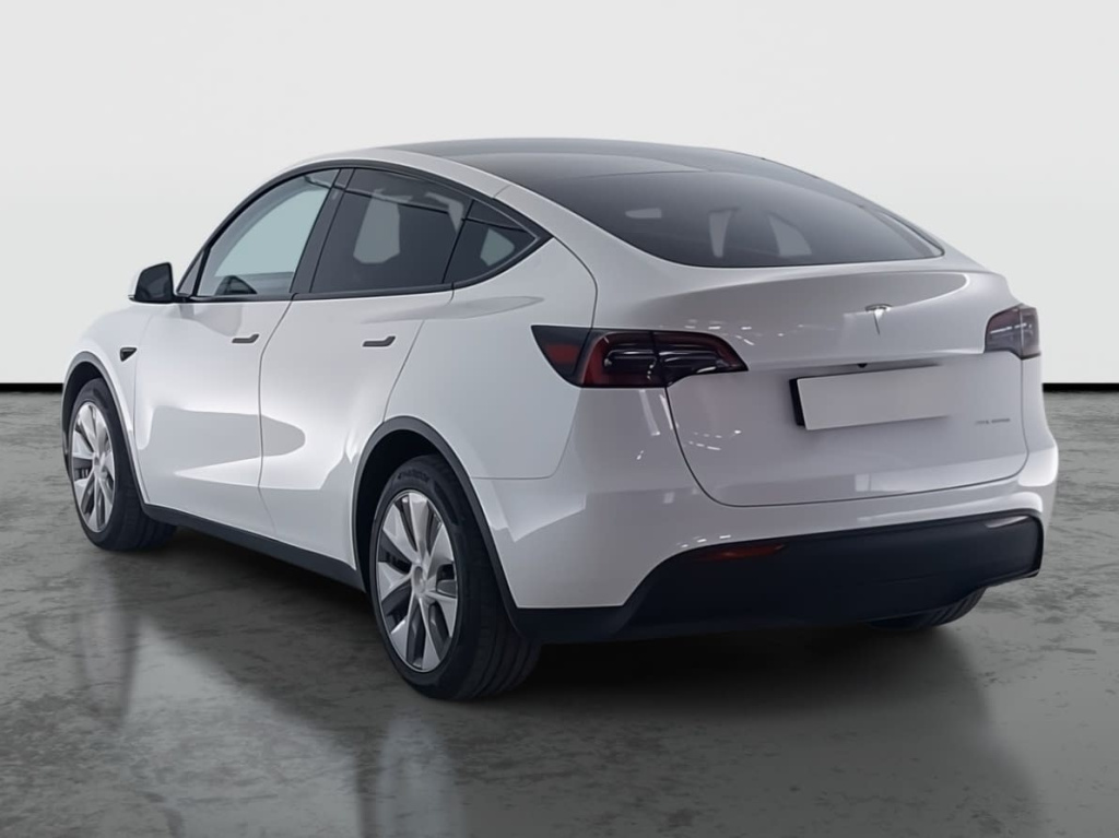 Tesla Model Y 4x4 2023 5