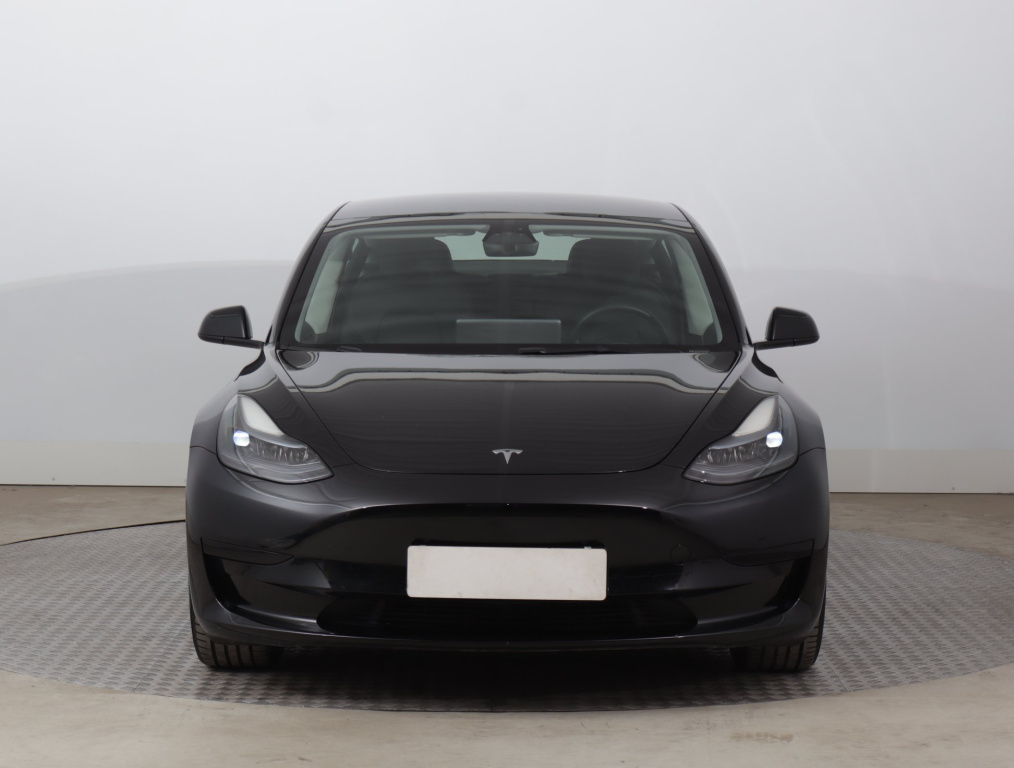 Tesla Model 3 2023 2
