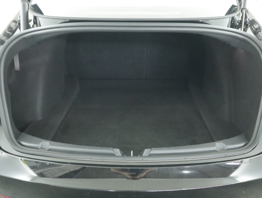 Tesla Model 3 2023 17