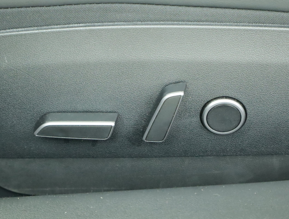 Tesla Model 3 2023 20