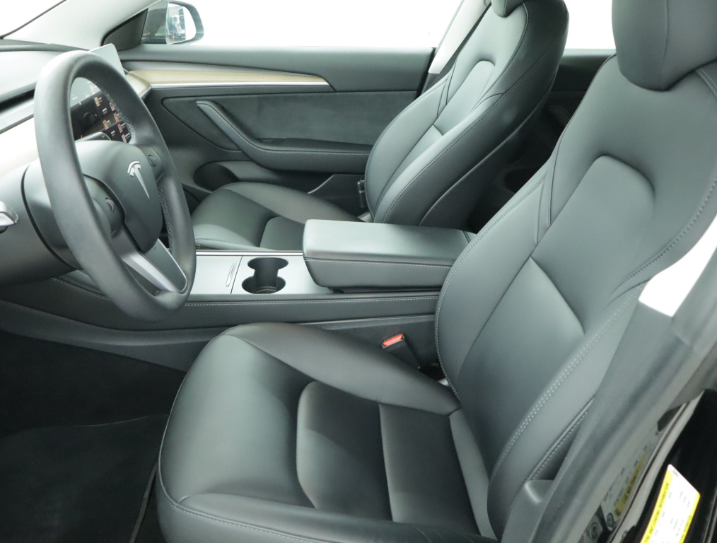 Tesla Model 3 2023 13