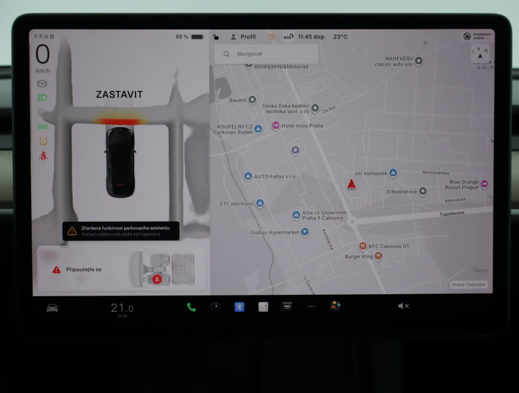 Tesla Model Y 4x4 2023 14
