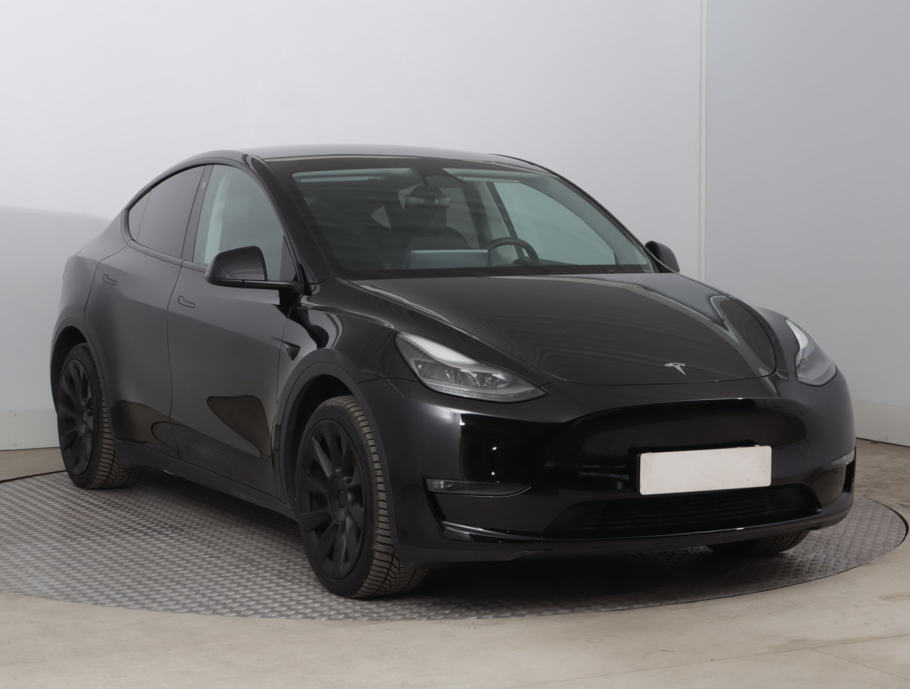 Tesla Model Y 4x4 2023