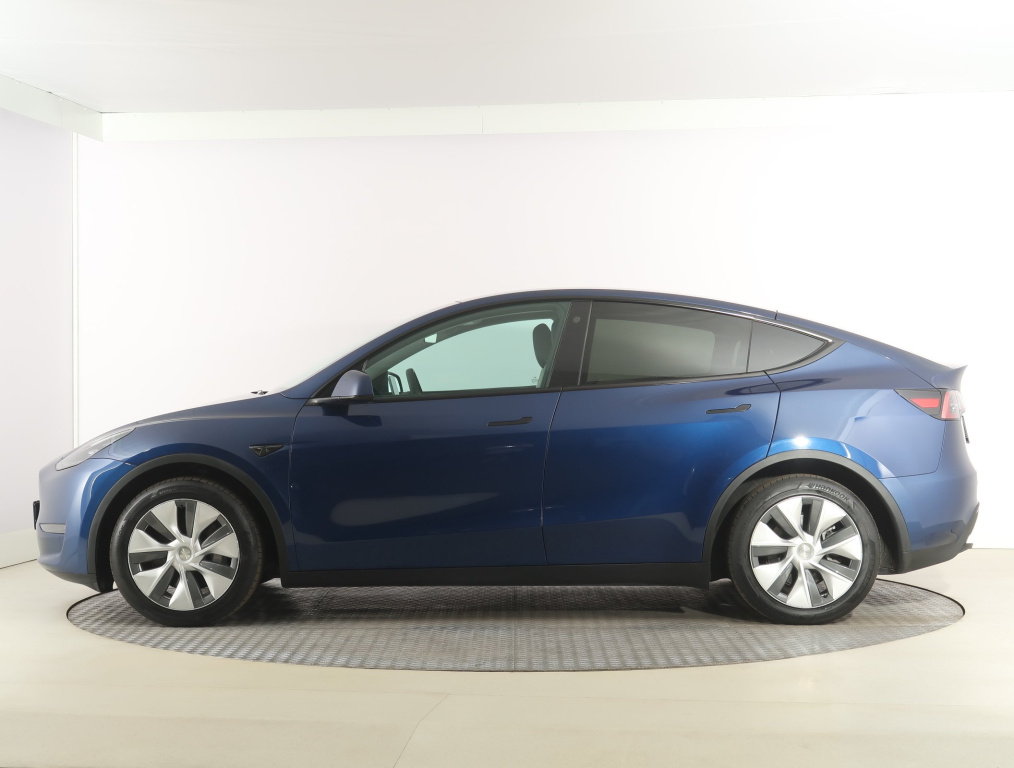Tesla Model Y 4x4 2023 4