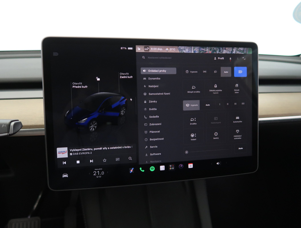 Tesla Model Y 4x4 2023 22