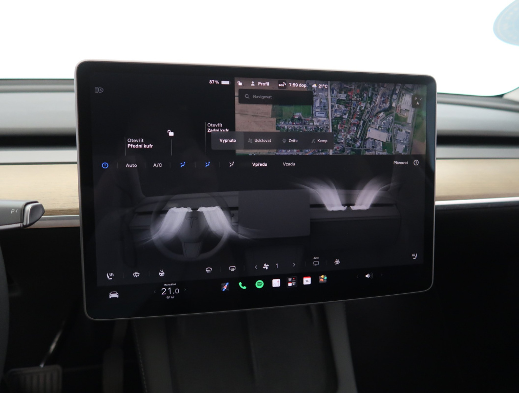Tesla Model Y 4x4 2023 19