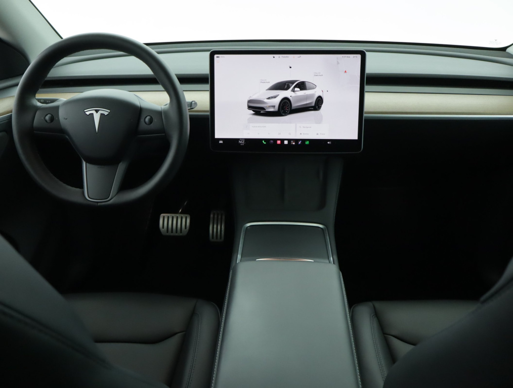 Tesla Model Y 4x4 2022 9